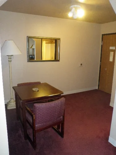 Home Place Inn – Single Kitchenette Suite — photo 10